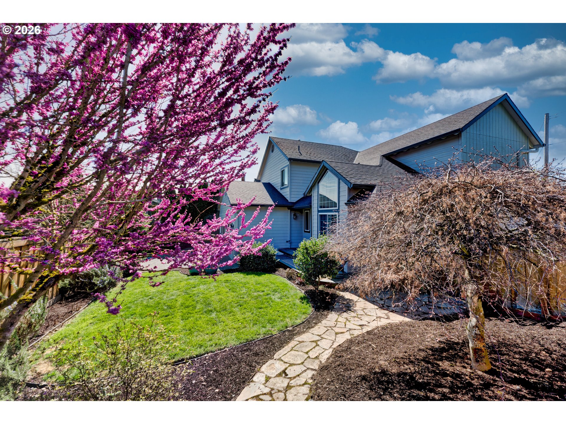 9765 Southwest Oaks Lane Portland, OR 97224 - Photo 3 of 48