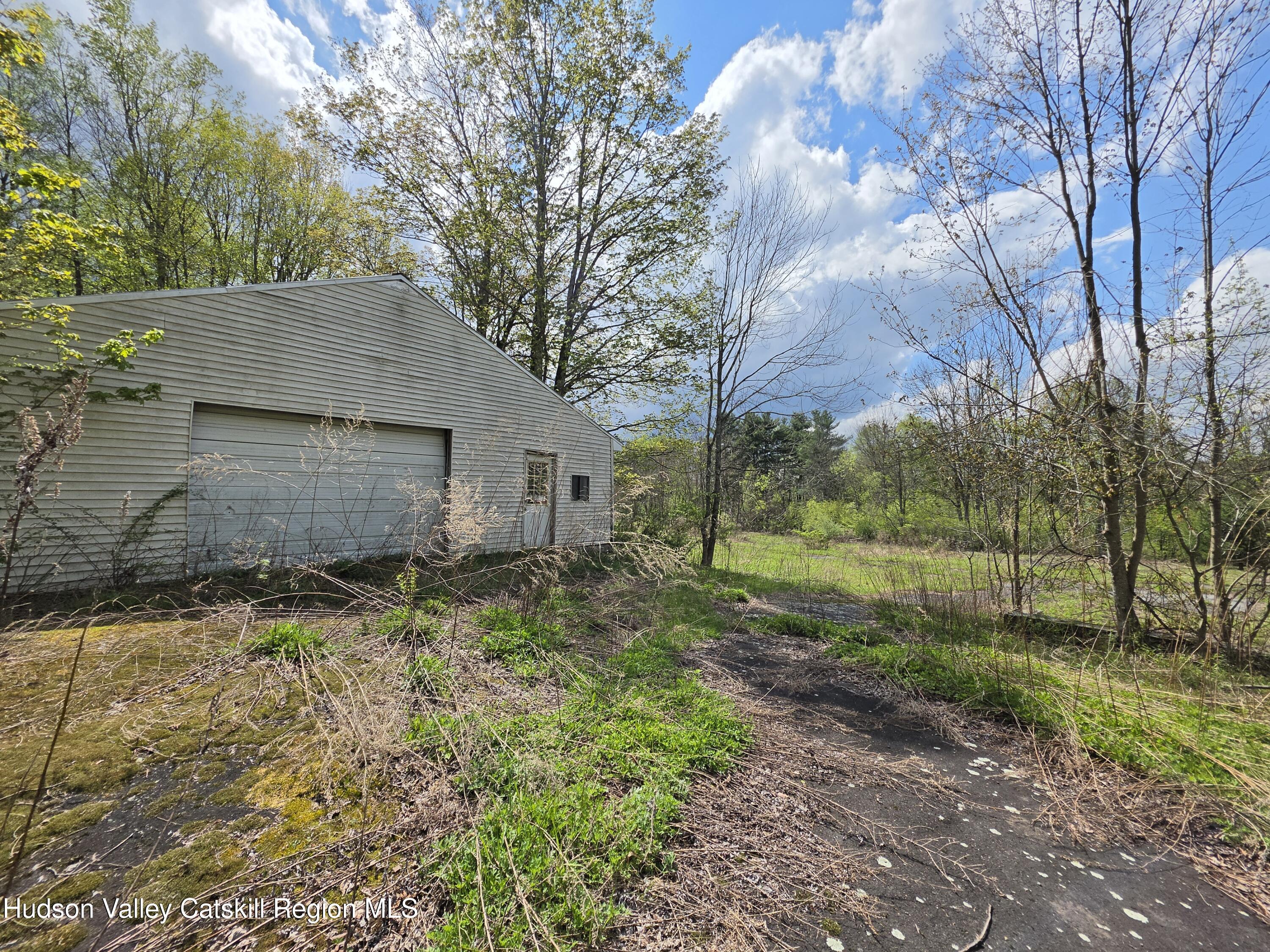 852 State Rt 17B Monticello, NY 12701 - Photo 25 of 26 a view of a backyard