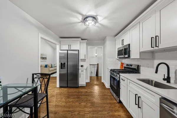 $599,600 | 139 Lee Drive, Middlesex, NJ 08846