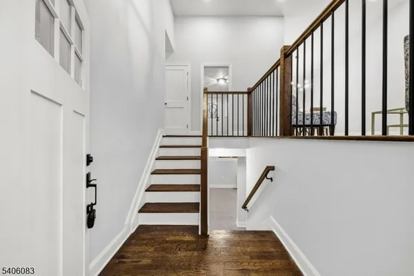 $599,600 | 139 Lee Drive, Middlesex, NJ 08846