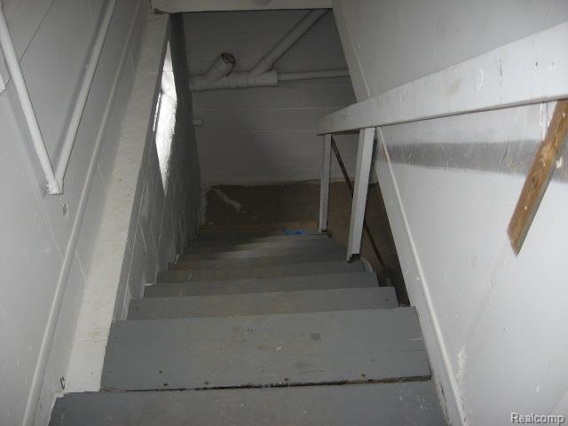 7117 Davison Road Davison, MI 48423 - Photo 34 of 37 IMG_5402.jpg