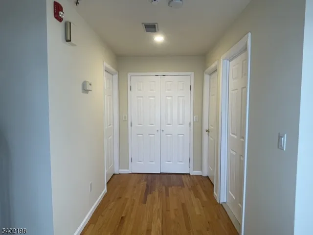 $3,850 | 662 Undercliff Avenue, Edgewater, NJ 07020