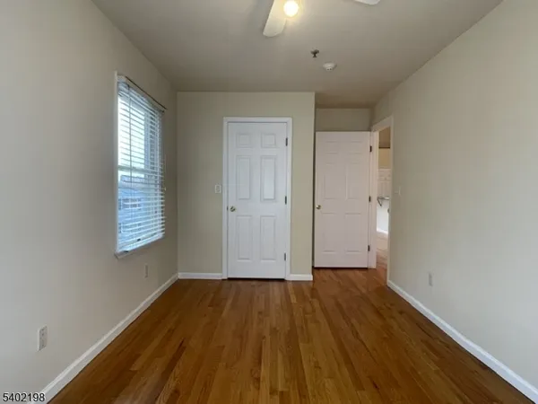 $3,850 | 662 Undercliff Avenue, Edgewater, NJ 07020