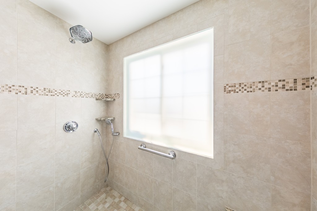 24 Peach Blossom Road Acushnet, MA 02743 - Photo 12 of 22 Gallery Image 12