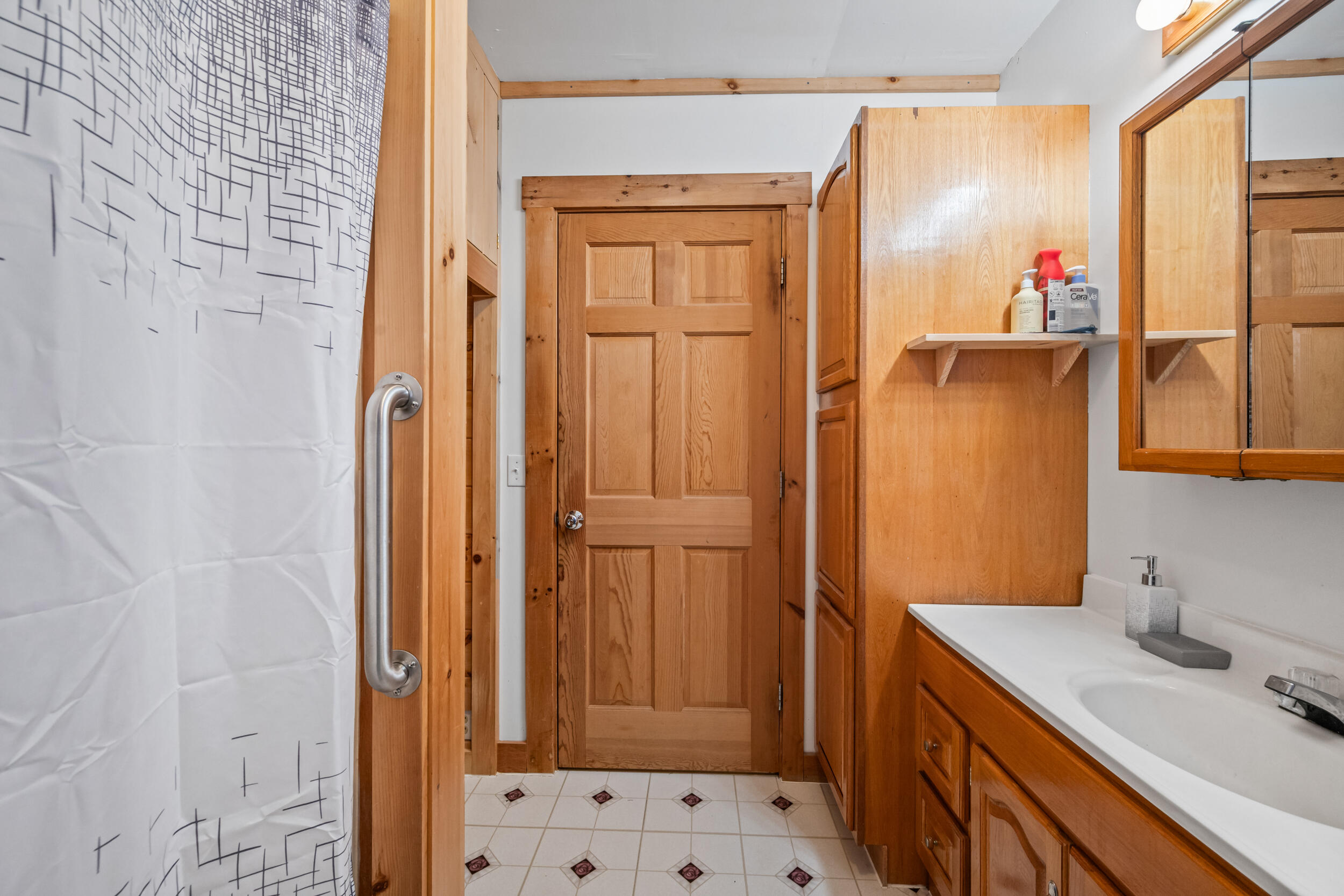4 Bird's Eye Road Rangeley, ME 04970 - Photo 21 of 45 Bath