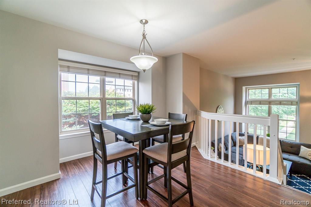 16928 Farmington Road Livonia, MI 48154 - Photo 6 of 28