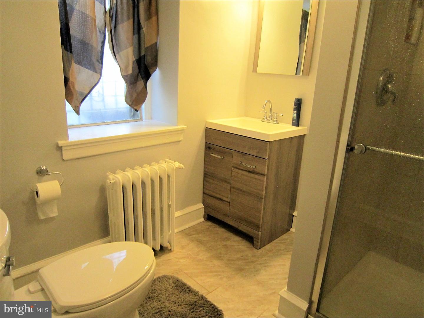1841 Ashley Road Philadelphia, PA 19126 - Photo 22 of 25 Bathroom