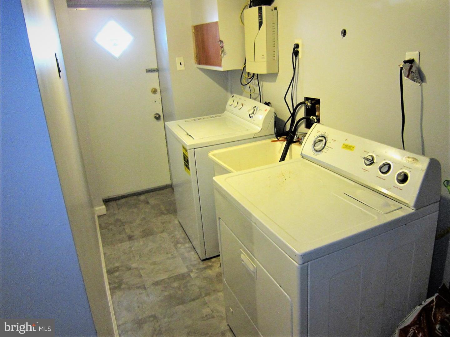 1841 Ashley Road Philadelphia, PA 19126 - Photo 23 of 25 Laundry Room
