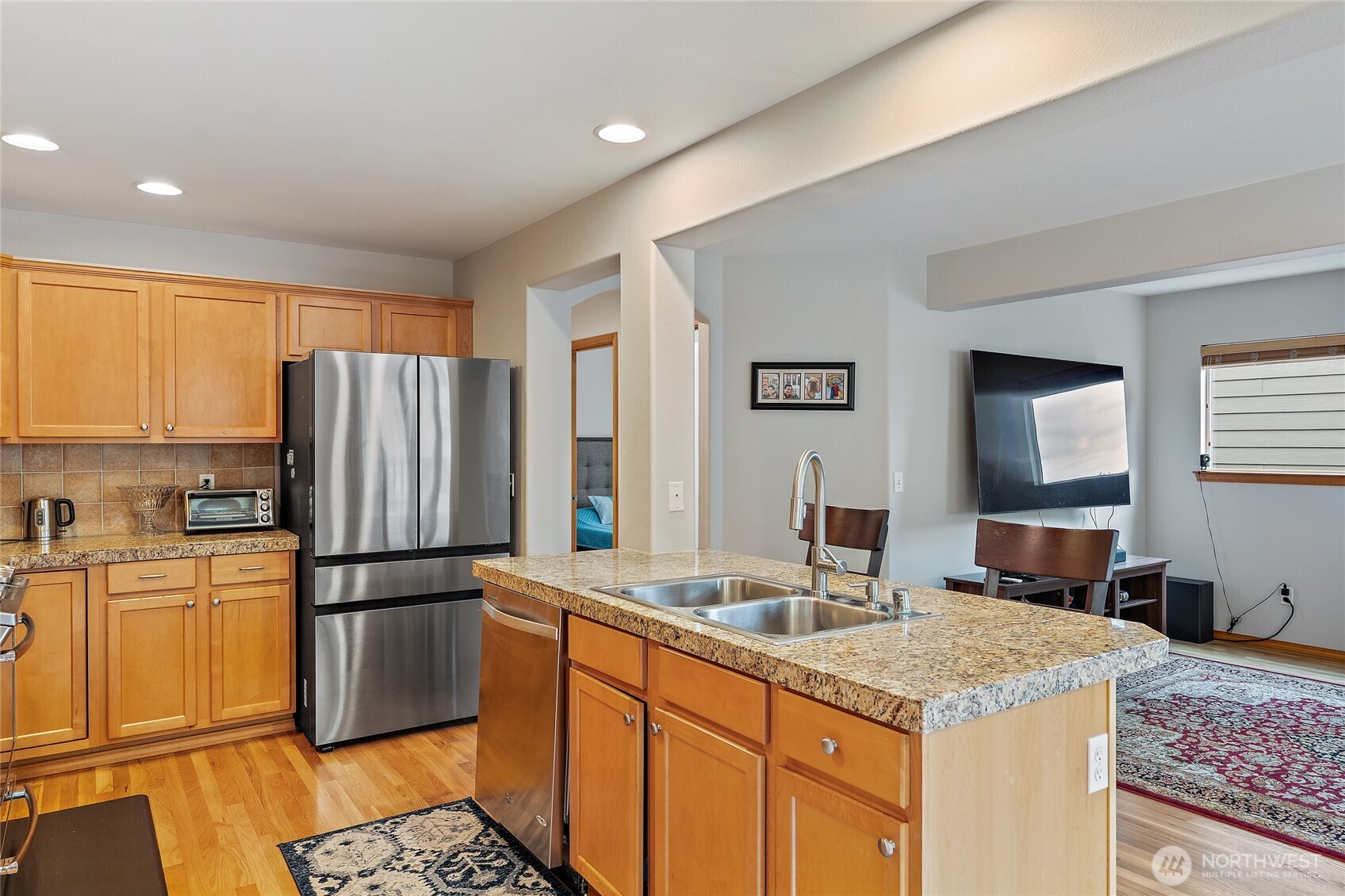308 170th Place Southeast Bothell, WA 98012 - Photo 7 of 28