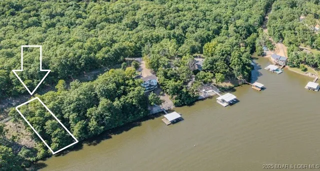 $127,000 | Indian Creek Cove) Indian Creek, Unit 5, Barnett, MO 65011