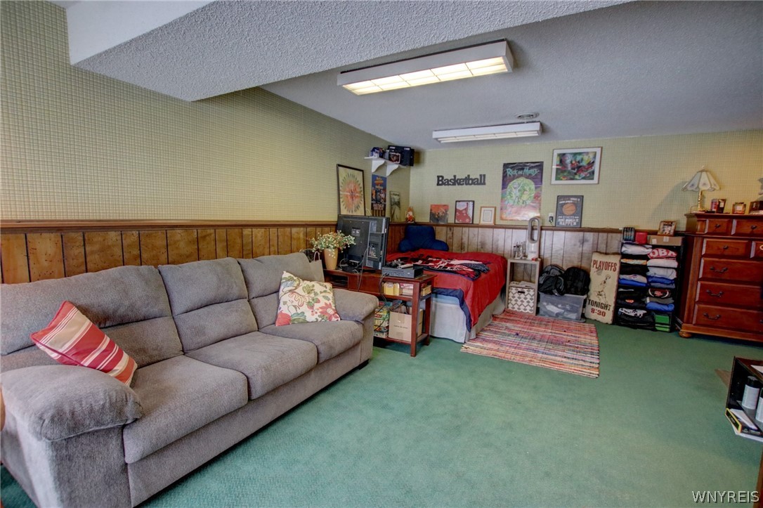 4591 Roundtree Road Hamburg, NY 14075 - Photo 34 of 41