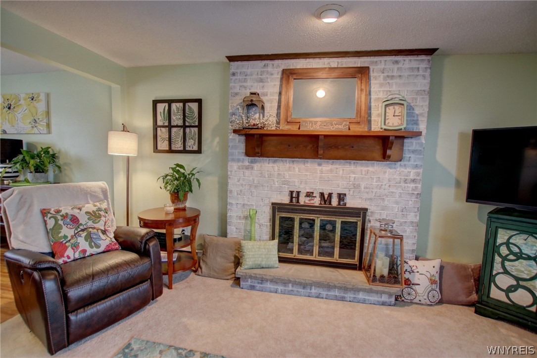 4591 Roundtree Road Hamburg, NY 14075 - Photo 7 of 41