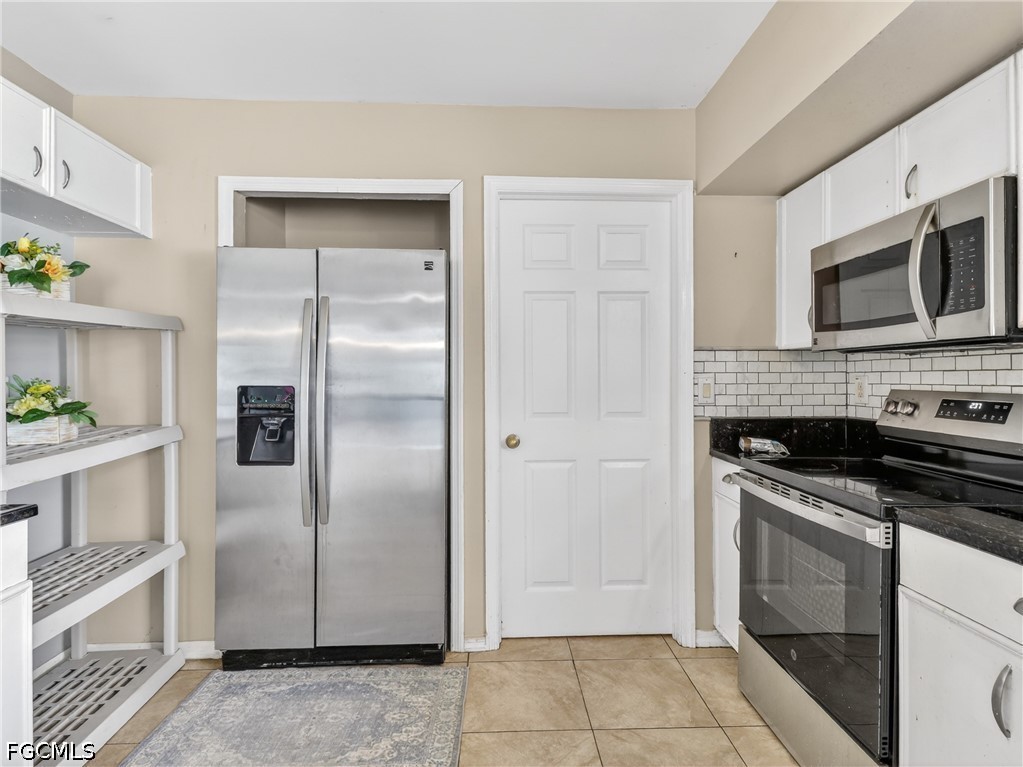 3306 23rd Street Southwest Lehigh Acres, FL 33976 - Photo 12 of 26