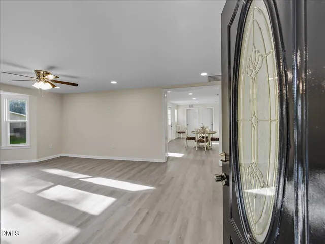 $314,900 | 210 West Oak Street, Zebulon, NC 27597