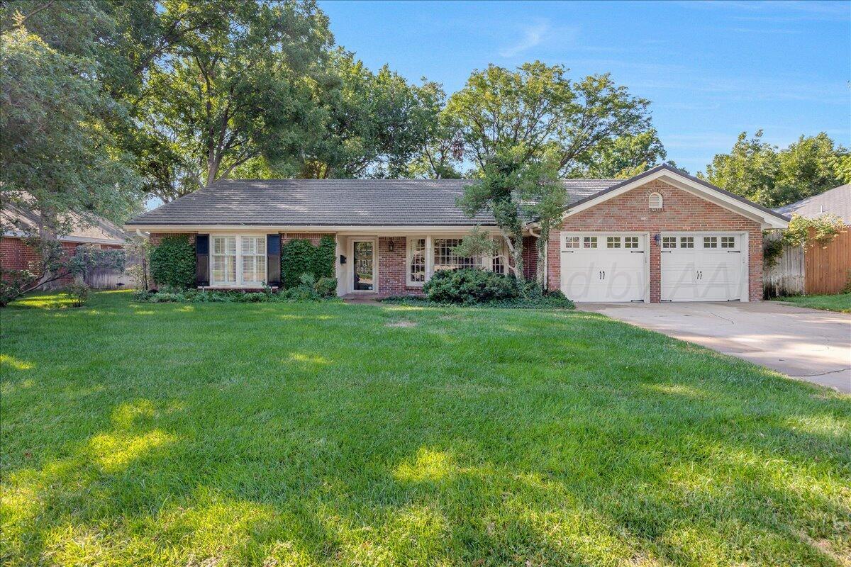 6313 Calumet Road Amarillo, TX 79106 - Photo 1 of 33 Front