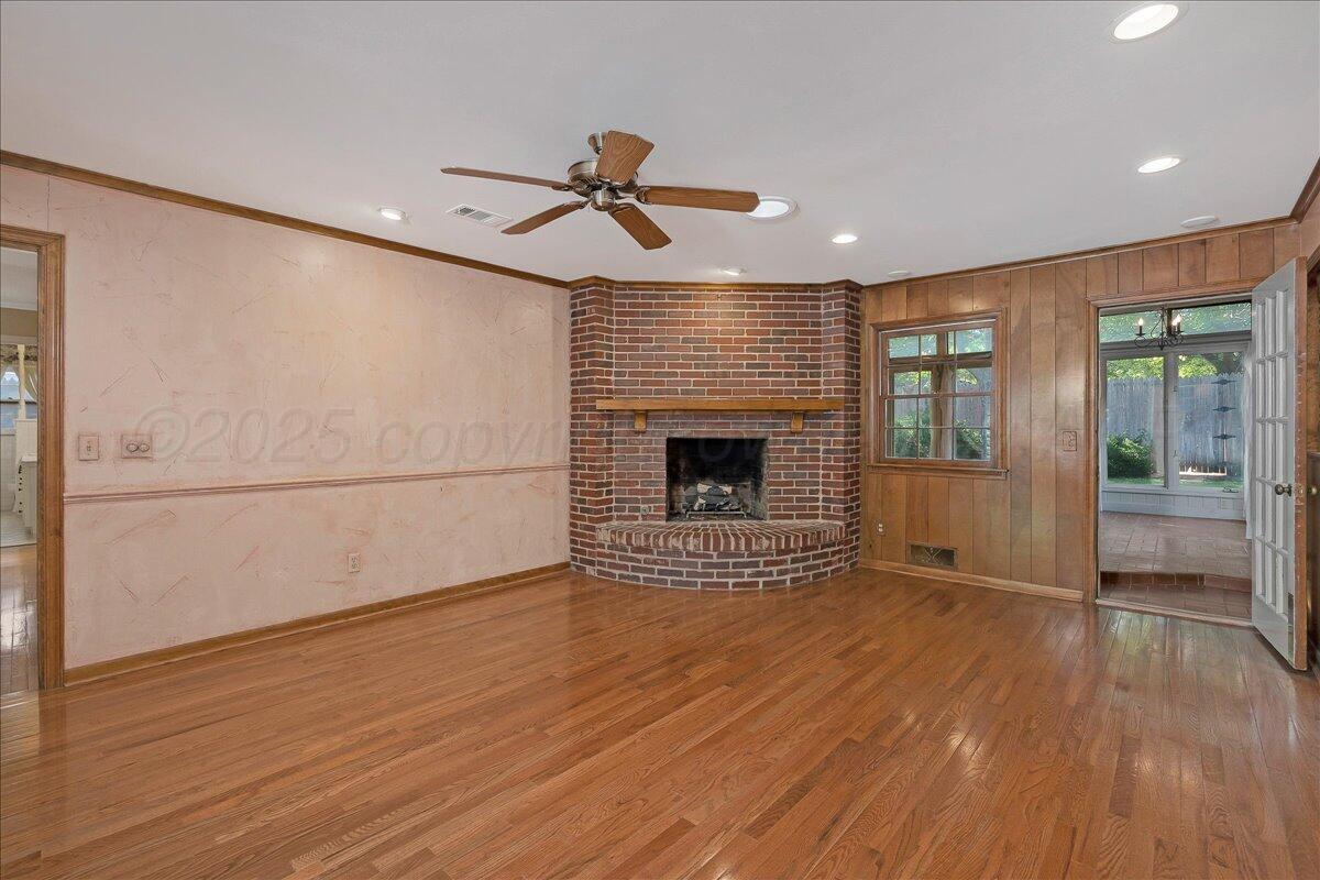 6313 Calumet Road Amarillo, TX 79106 - Photo 21 of 33 Den 2