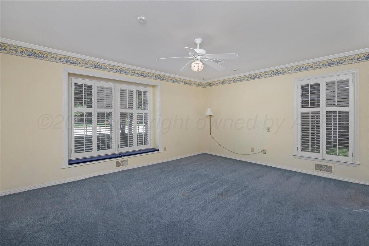 6313 Calumet Road Amarillo, TX 79106 - Photo 28 of 33 Primary Bedroom