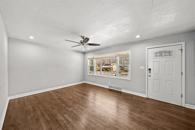 $252,000 | 7726 Summit Street, Kansas City, MO 64114