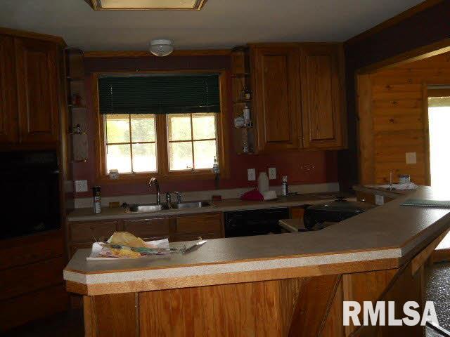 15737 Cochran Road Marion, IL 62959 - Photo 4 of 17 Gallery Image 4
