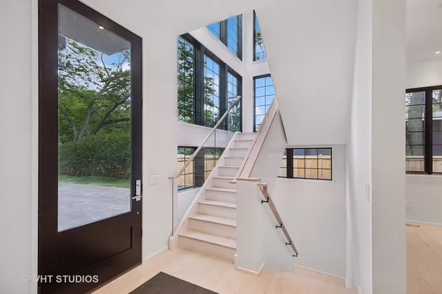 $2,995,000 | 759 Strawberry Hill Drive, Glencoe, IL 60022