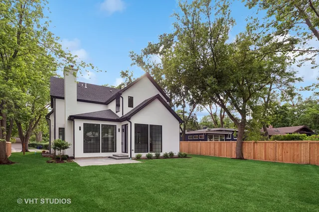 $2,995,000 | 759 Strawberry Hill Drive, Glencoe, IL 60022