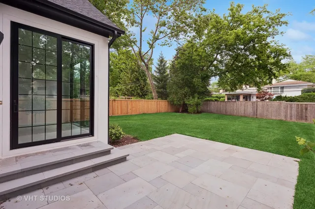 $2,995,000 | 759 Strawberry Hill Drive, Glencoe, IL 60022