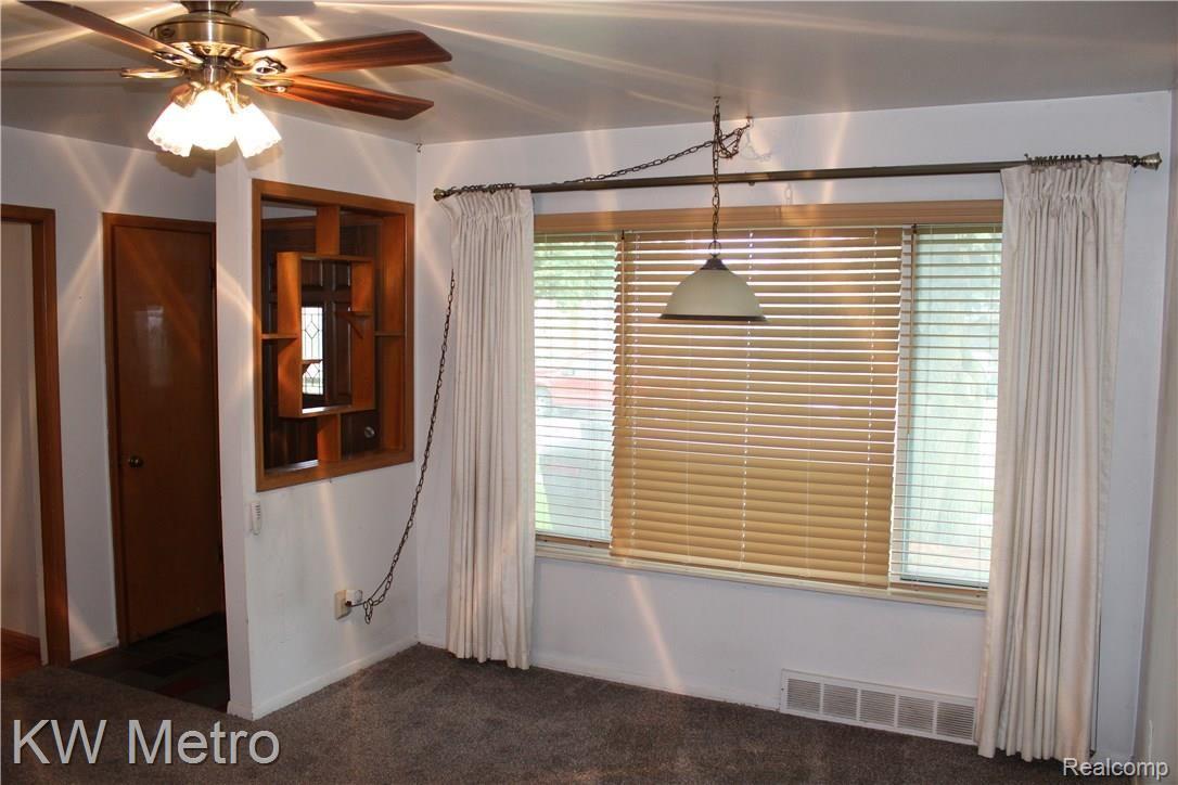 3037 Rome Avenue Warren, MI 48091 - Photo 20 of 54 IMG_3364.JPG