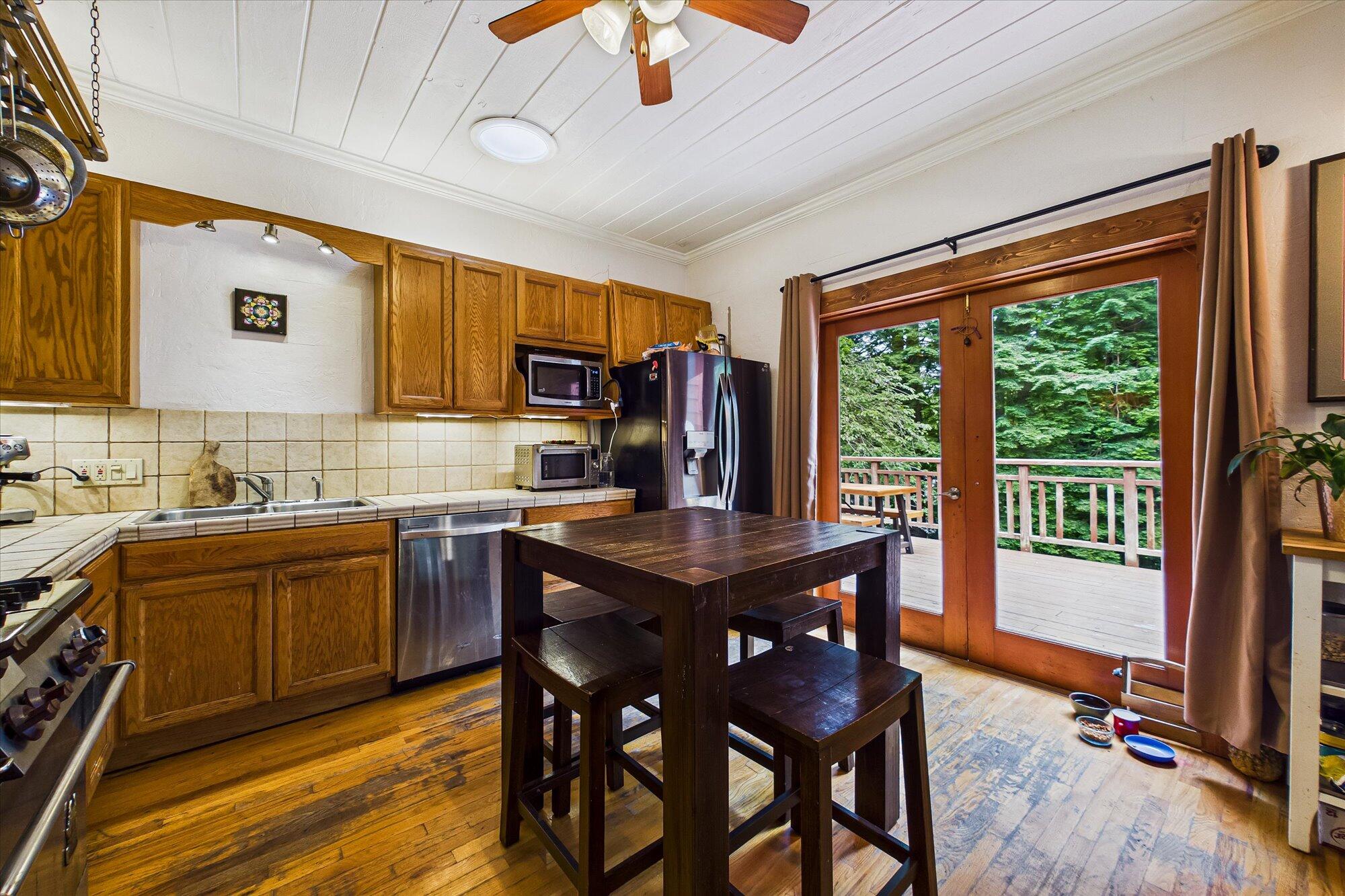 4692 Cummings Road Eureka, CA 95503 - Photo 12 of 69
