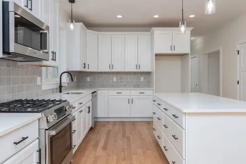 $1,425,000 | 76 Robin Hill Road, Groton, MA 01450