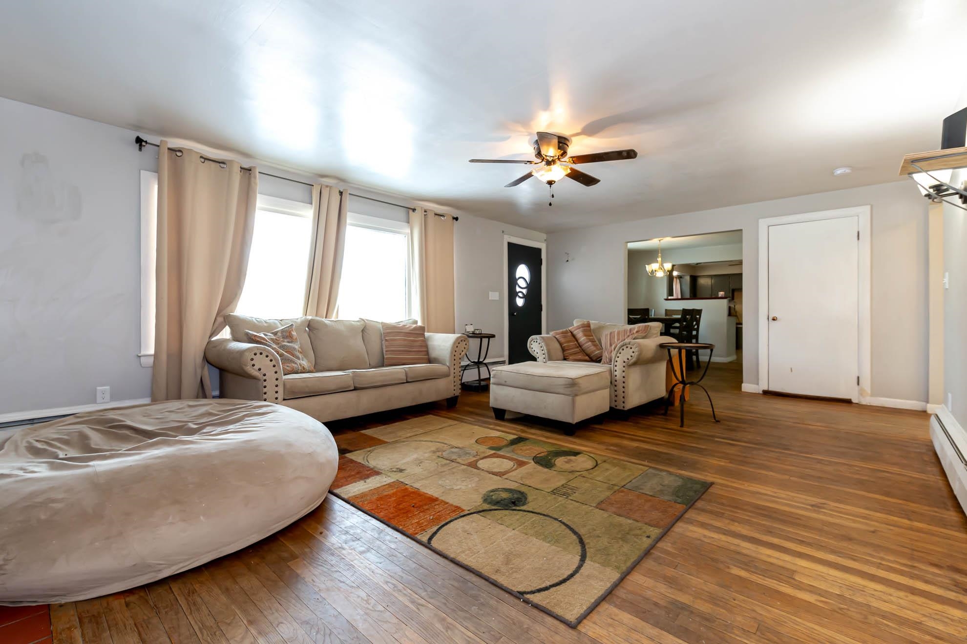 48 Robinson Road Nashua, NH 03060 - Photo 6 of 21 Gallery Image 6