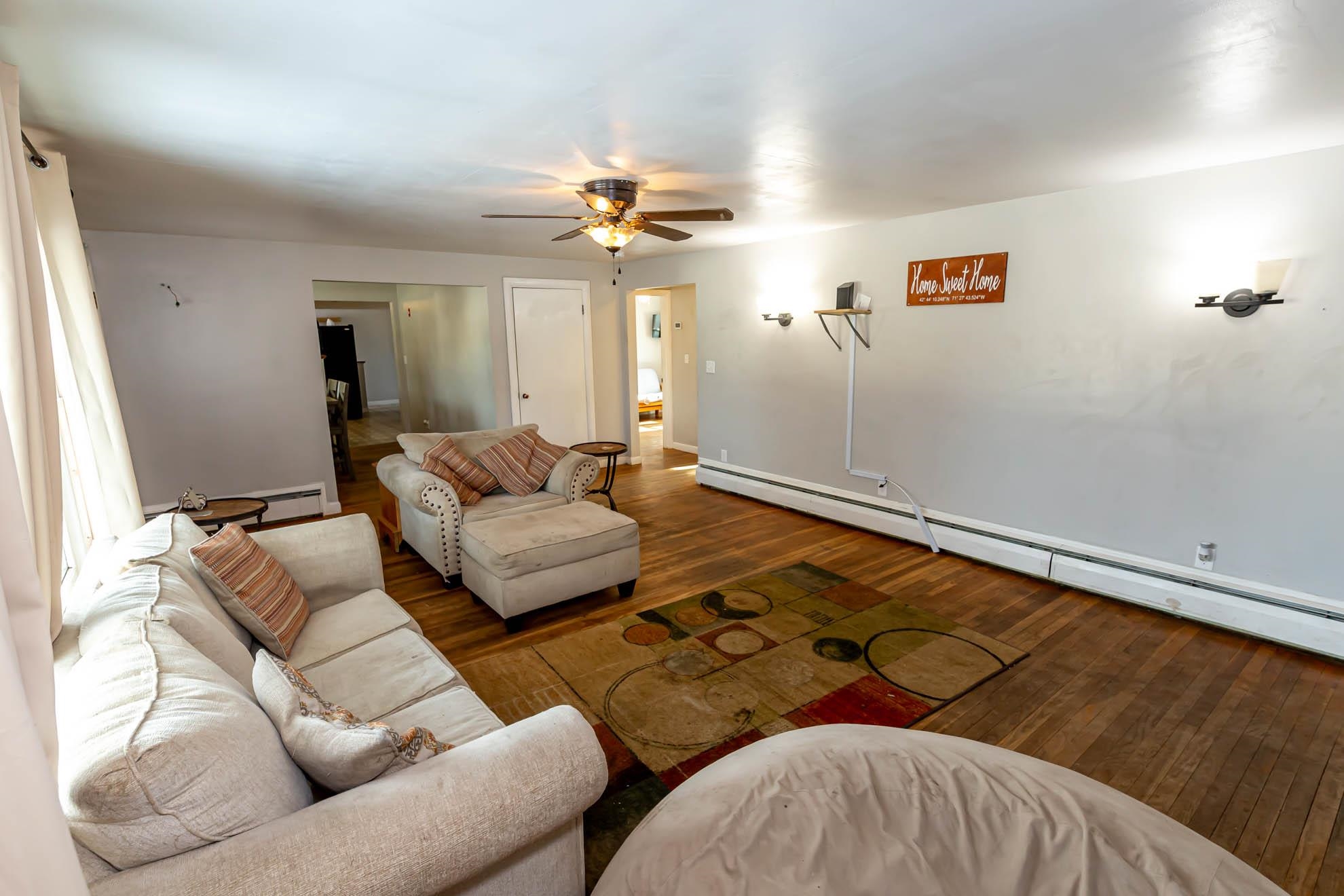 48 Robinson Road Nashua, NH 03060 - Photo 7 of 21 Gallery Image 7