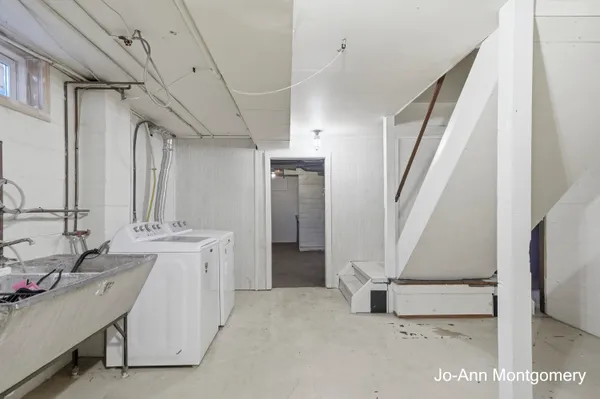 $330,000 | 5247 Lake Harbor Road, Norton Shores, MI 49441