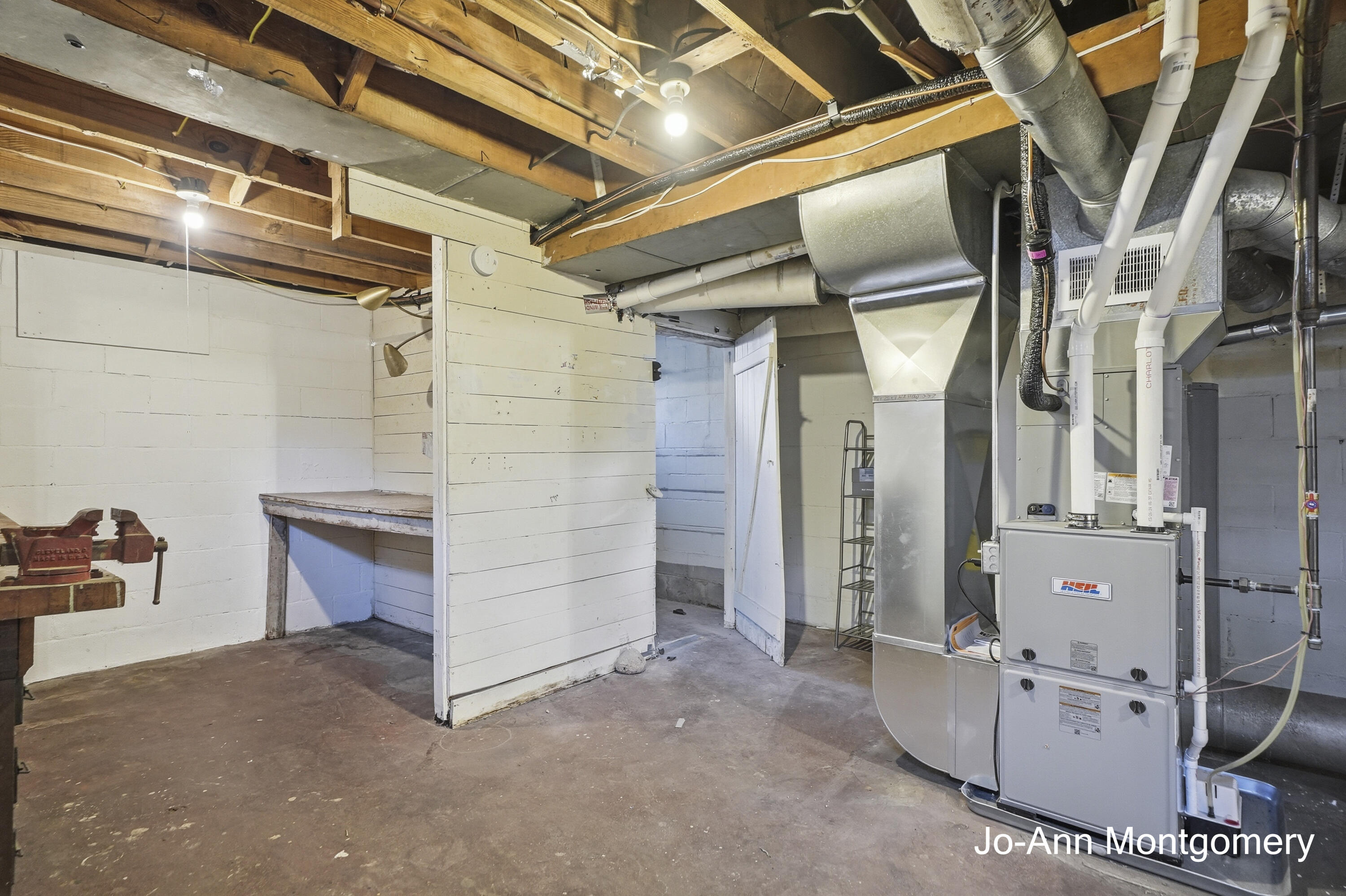 5247 Lake Harbor Road Norton Shores, MI 49441 - Photo 34 of 38 _CR_1811