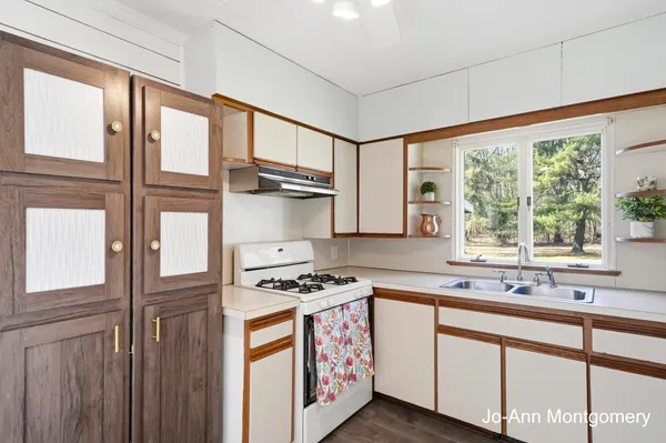 $330,000 | 5247 Lake Harbor Road, Norton Shores, MI 49441