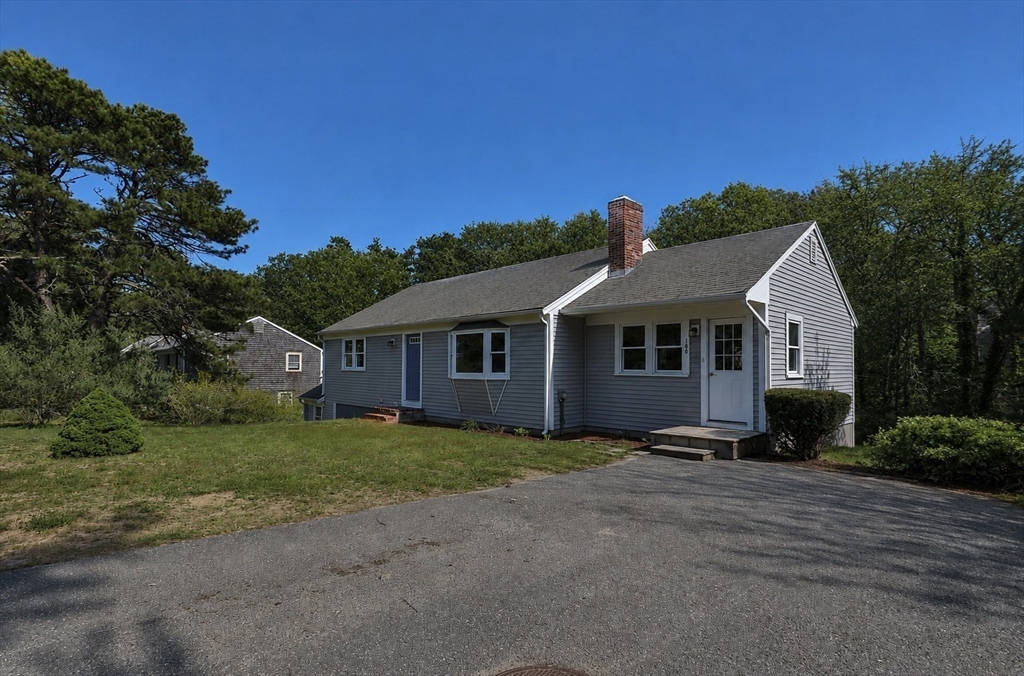 100 Village Lane Wellfleet, MA 02667 - Photo 3 of 37