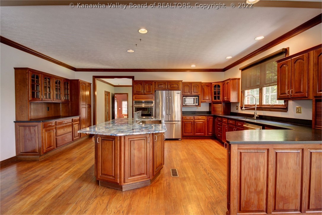 2385 Bluelick Road Winfield, WV 25213 - Photo 8 of 30 Gallery Image 8