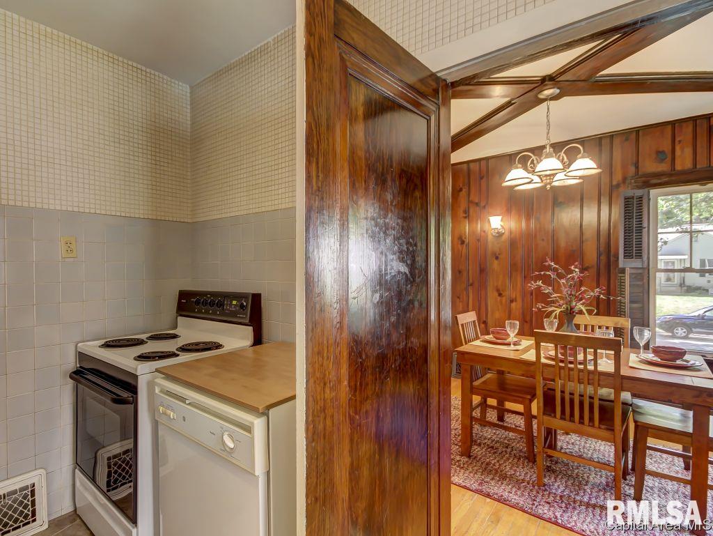 2540 South 7th Street Springfield, IL 62703 - Photo 12 of 24