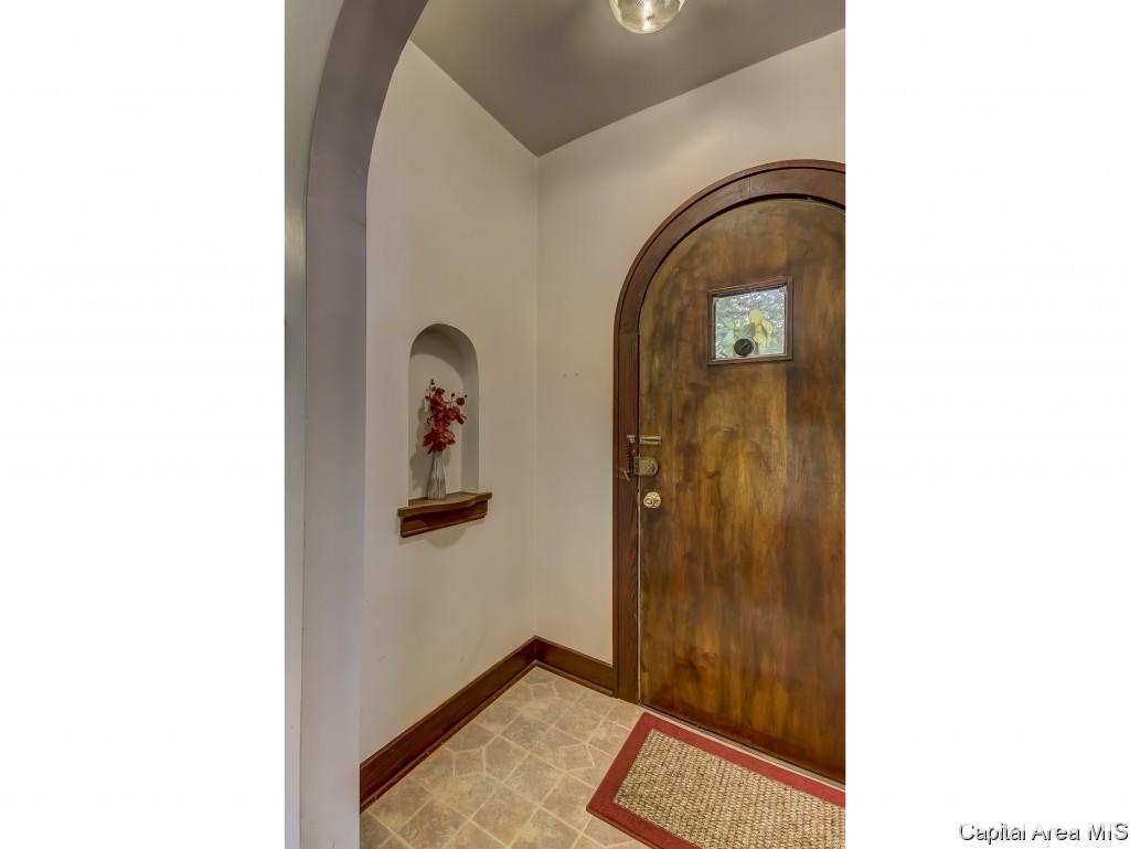 2540 South 7th Street Springfield, IL 62703 - Photo 5 of 24