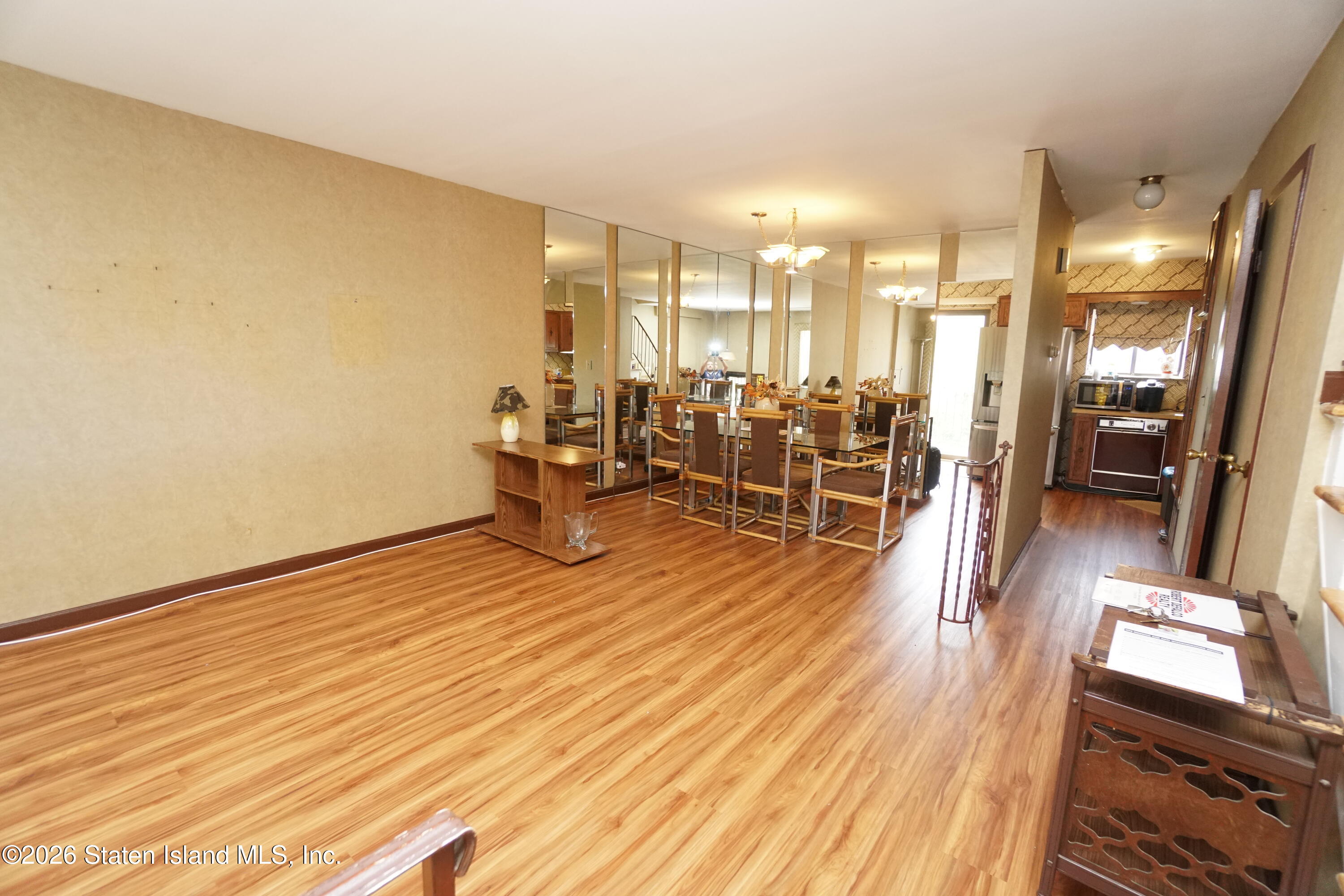 88 Narrows Road South, Unit 11 Staten Island, NY 10305 - Photo 9 of 21 9