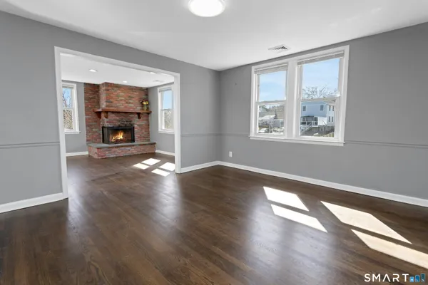 $925,000 | 352 Marlborough Terrace, Fairfield, CT 06825