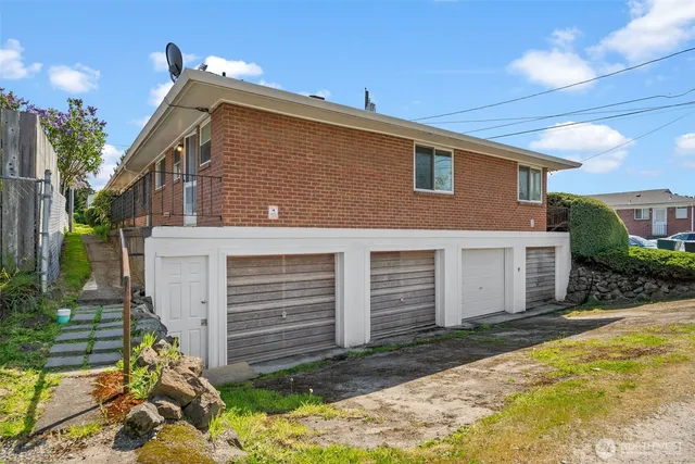 $765,000 | 1301 South 54th Street, Tacoma, WA 98408