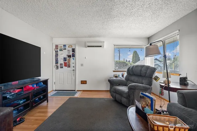 $765,000 | 1301 South 54th Street, Tacoma, WA 98408