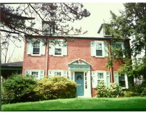 211 Bellevue Road Pittsburgh, PA 15229 - Photo 1 of 6 Exterior Front.