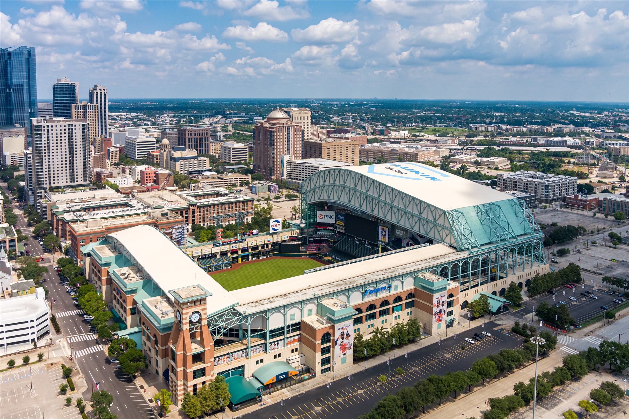 705 Main Street, Unit 419 Houston, TX 77002 - Photo 20 of 25 a view of a city with tall buildings