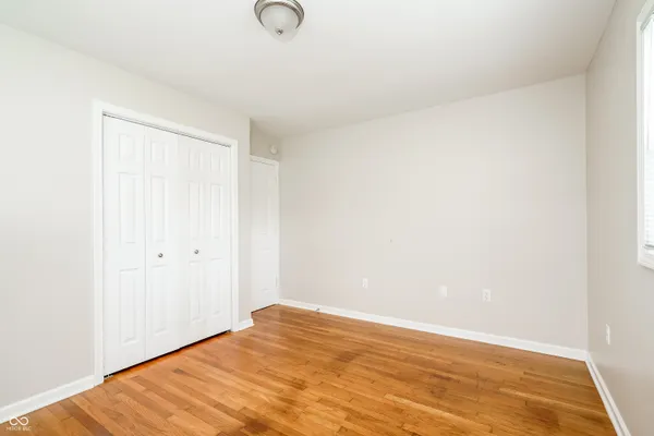 $1,520 | 124 Rose Lane, Greenwood, IN 46143