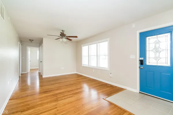 $1,520 | 124 Rose Lane, Greenwood, IN 46143