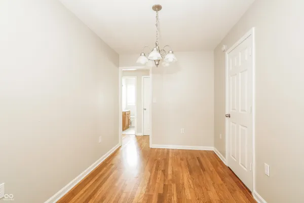 $1,520 | 124 Rose Lane, Greenwood, IN 46143