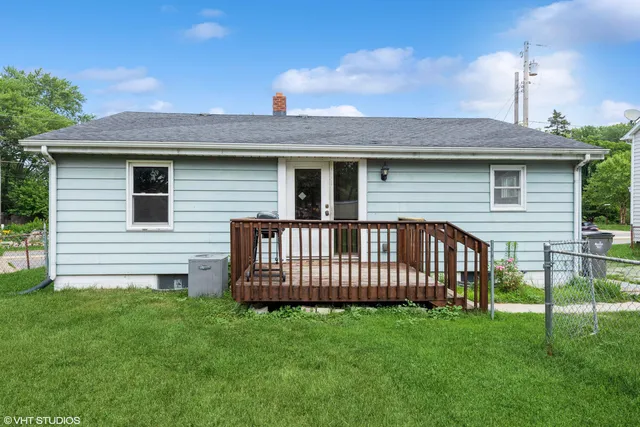 $172,500 | 2905 East Michigan Boulevard, Trail Creek, IN 46360