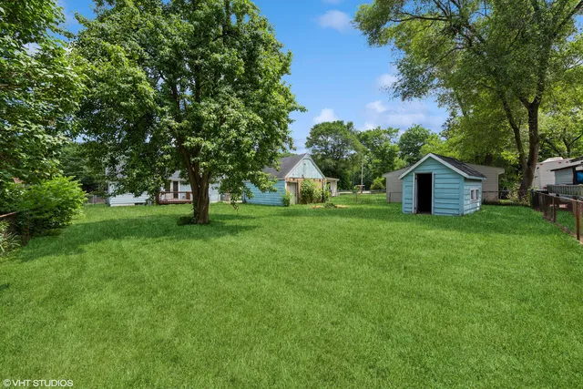 $172,500 | 2905 East Michigan Boulevard, Trail Creek, IN 46360