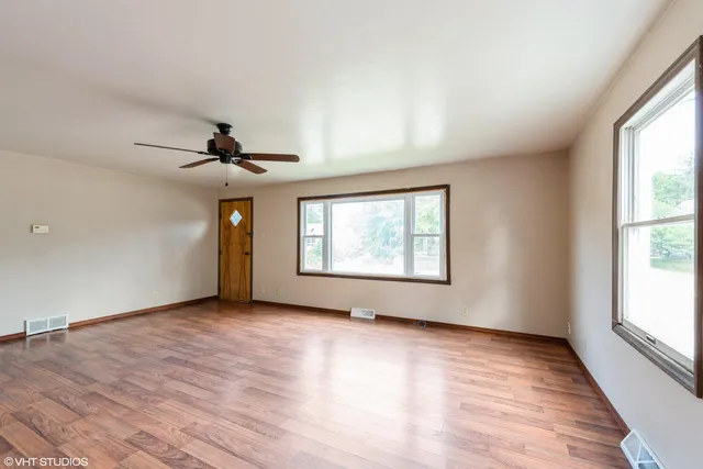 $172,500 | 2905 East Michigan Boulevard, Trail Creek, IN 46360